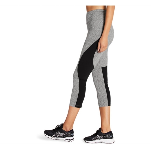 *NWT* ASICS XL Capri Leggings - Picture 2 of 5